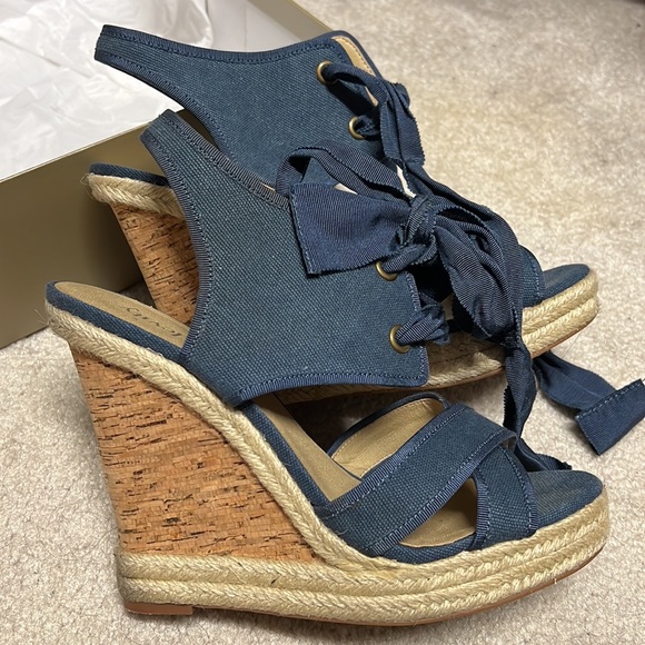 Levity Denim Blue platform shoes - Picture 2 of 8